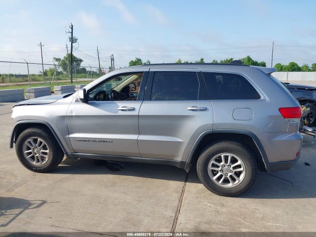 1C4RJEAGXJC168421 Jeep Grand Cherokee Laredo 4x2