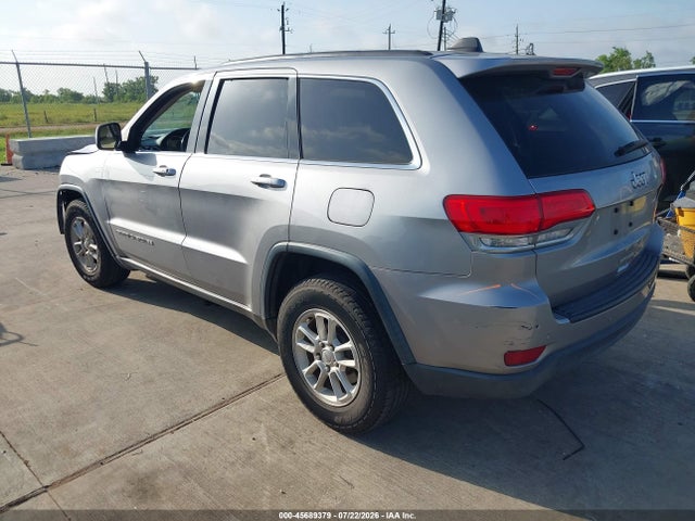1C4RJEAGXJC168421 Jeep Grand Cherokee Laredo 4x2