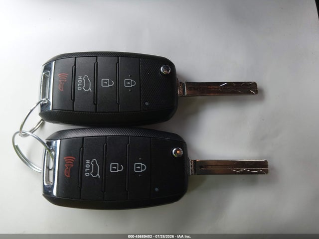 KIA SOUL + 2016 KNDJP3A52G7256461 Image 11