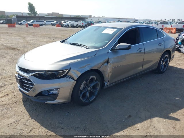 1G1ZD5ST0NF160828 Chevrolet Malibu Fwd Lt
