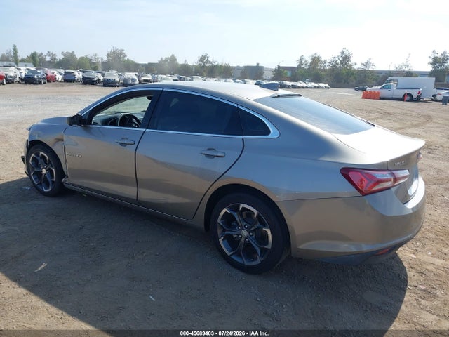 1G1ZD5ST0NF160828 Chevrolet Malibu Fwd Lt