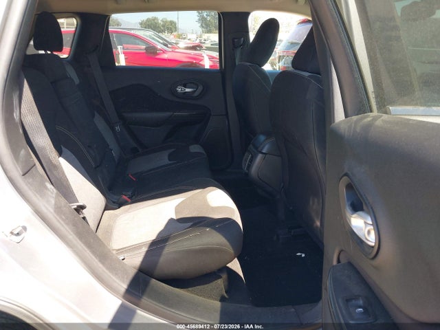 Jeep Cherokee Latitude 2014 1C4PJLCB2EW123670 Image 8