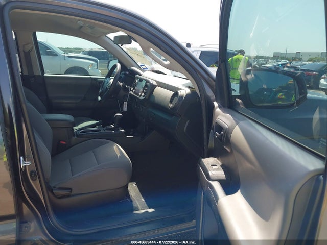 2022 Toyota Tacoma Sr V6 მანქანა იყიდება აუქციონზე, vin: 3TMCZ5ANXNM485987, აუქციონის ნომერი: 45689444