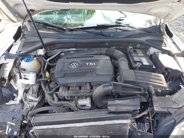2015 Volkswagen Passat 1.8t Wolfsburg Edition მანქანა იყიდება აუქციონზე, vin: 1VWAT7A39FC059940, აუქციონის ნომერი: 45689459