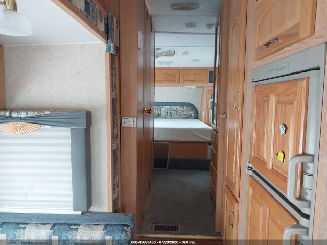 Продажа на аукционе авто 2004 Forest River Other, vin: 4X4FWCC234V008698, номер лота: 45689460