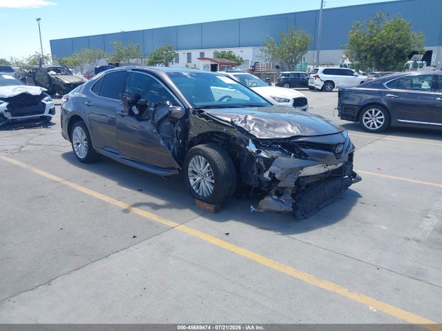 Продаж на аукціоні авто 2018 Toyota Camry Hybrid Xle, vin: 4T1B21HK9JU003600, номер лоту: 45689474