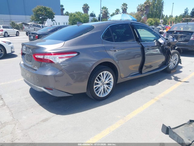 Продаж на аукціоні авто 2018 Toyota Camry Hybrid Xle, vin: 4T1B21HK9JU003600, номер лоту: 45689474