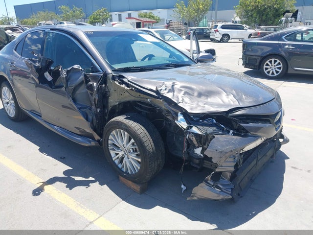 Продаж на аукціоні авто 2018 Toyota Camry Hybrid Xle, vin: 4T1B21HK9JU003600, номер лоту: 45689474