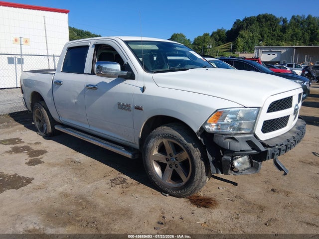45689493 :رقم المزاد ، 3C6RR7KTXJG198314 vin ، 2018 Ram 1500 Express  4x4 5'7 Box مزاد بيع