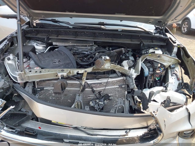 Toyota Highlander Platinum 2023 5TDKDRBH5PS035371 Image 10