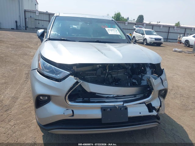 Toyota Highlander Platinum 2023 5TDKDRBH5PS035371 Image 13