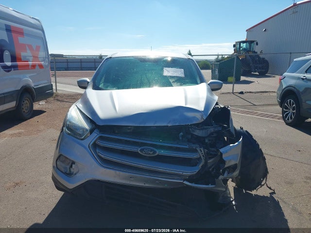 45689620 :رقم المزاد ، 1FMCU9GD3HUE53222 vin ، 2017 Ford Escape Se مزاد بيع