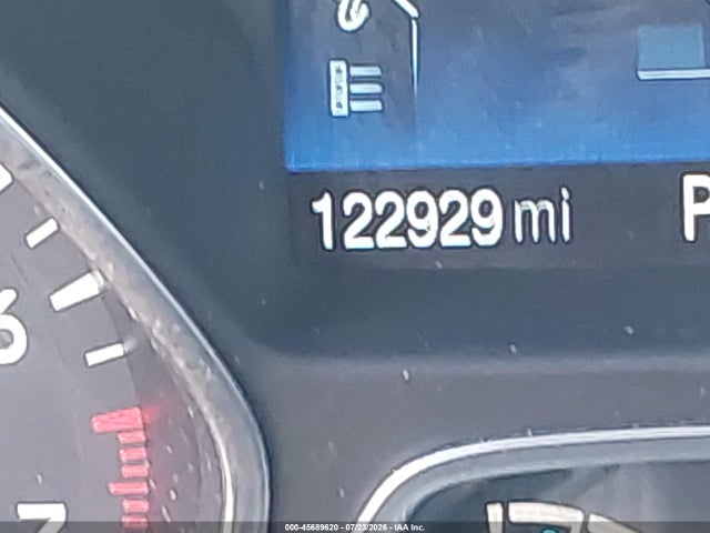 45689620 :رقم المزاد ، 1FMCU9GD3HUE53222 vin ، 2017 Ford Escape Se مزاد بيع