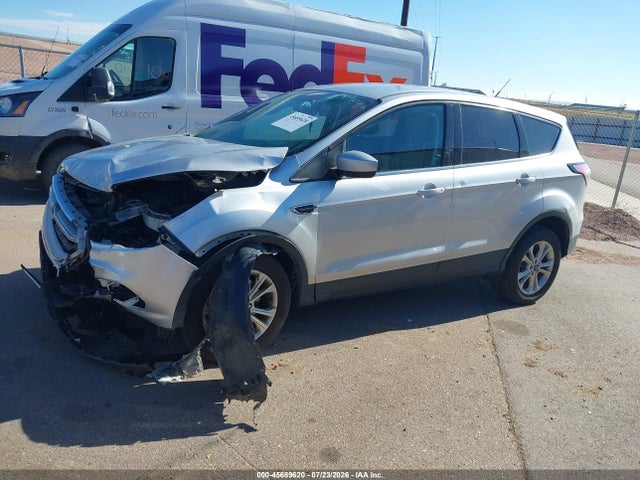 45689620 :رقم المزاد ، 1FMCU9GD3HUE53222 vin ، 2017 Ford Escape Se مزاد بيع