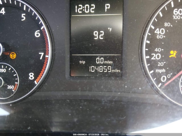 1VWAT7A39EC023115 Volkswagen Passat 1.8t Wolfsburg Edition