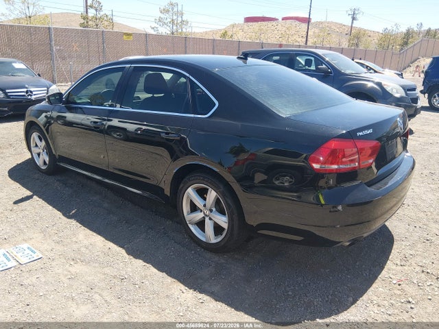 1VWAT7A39EC023115 Volkswagen Passat 1.8t Wolfsburg Edition