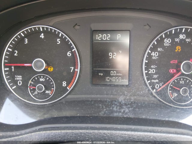 1VWAT7A39EC023115 Volkswagen Passat 1.8t Wolfsburg Edition