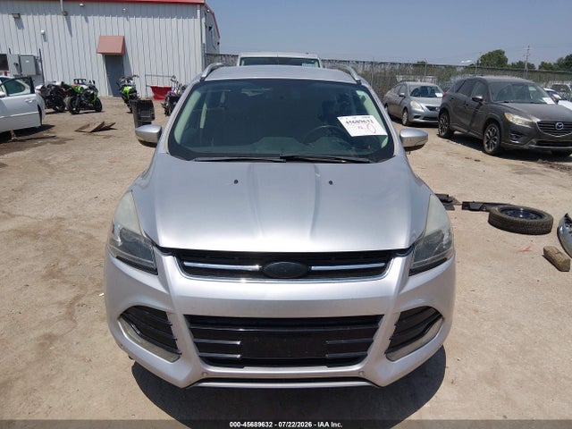 1FMCU9J98FUB60630 Ford Escape Titanium