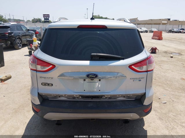 1FMCU9J98FUB60630 Ford Escape Titanium