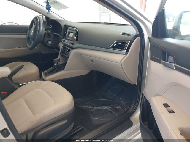 Hyundai ELANTRA SE 2017 5NPD74LF8HH076214 Image 5