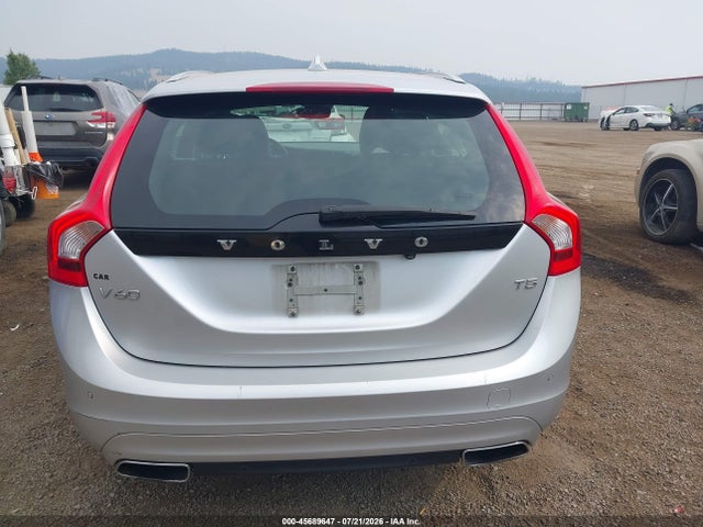 Aukcja sprzedaży 2016 Volvo V60 T5 Drive-e Premier, vin: YV140MEK9G1305577, numer aukcji: 45689647