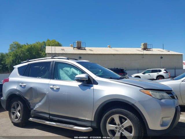 2T3RFREV0FW284572 Toyota Rav4 Xle