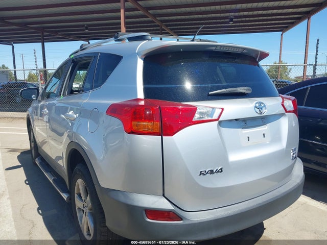 Toyota Rav4 Xle 2015 2T3RFREV0FW284572 Image 3