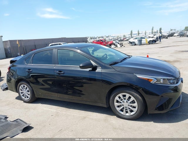 3KPF24AD0RE737961 KIA FORTE LX