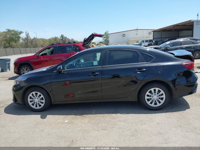 3KPF24AD0RE737961 KIA FORTE LX