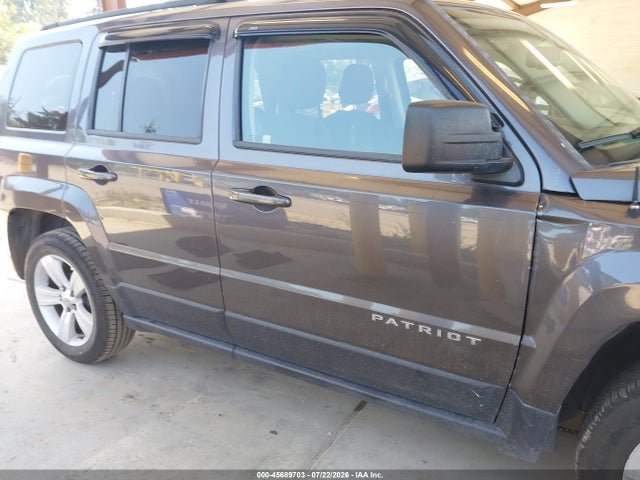 45689703 :رقم المزاد ، 1C4NJPFB6GD537656 vin ، 2016 Jeep Patriot Latitude مزاد بيع
