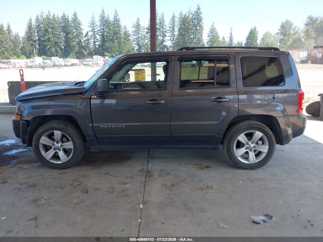 45689703 :رقم المزاد ، 1C4NJPFB6GD537656 vin ، 2016 Jeep Patriot Latitude مزاد بيع