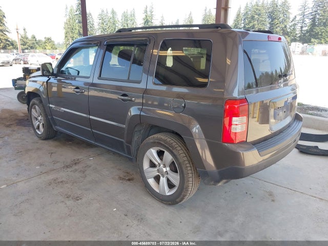 45689703 :رقم المزاد ، 1C4NJPFB6GD537656 vin ، 2016 Jeep Patriot Latitude مزاد بيع