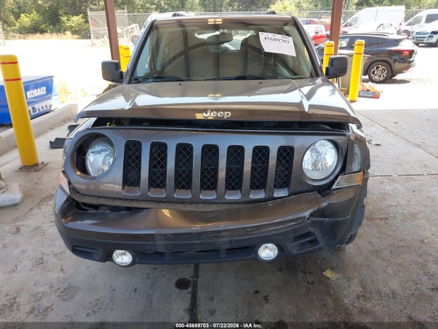 45689703 :رقم المزاد ، 1C4NJPFB6GD537656 vin ، 2016 Jeep Patriot Latitude مزاد بيع