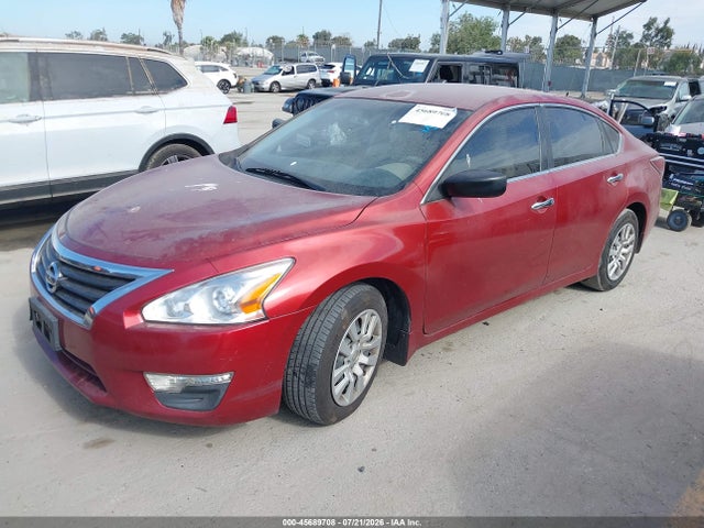 Nissan Altima 2.5 S 2015 1N4AL3AP8FC226471 Image 2