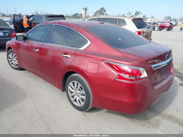 Nissan Altima 2.5 S 2015 1N4AL3AP8FC226471 Image 3