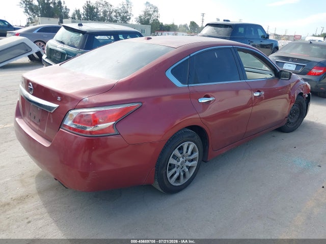 Nissan Altima 2.5 S 2015 1N4AL3AP8FC226471 Image 4