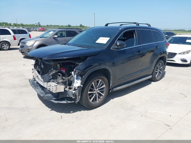 Toyota Highlander Xle 2017 5TDKZRFH5HS195411 Image 2