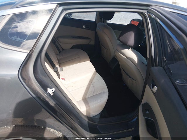KIA Optima Lx 2016 5XXGT4L33GG049060 Image 8