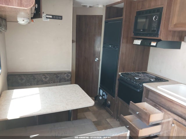 Продаж на аукціоні авто 2016 Dutchmen Other, vin: 4YDT27425GH930710, номер лоту: 45689766