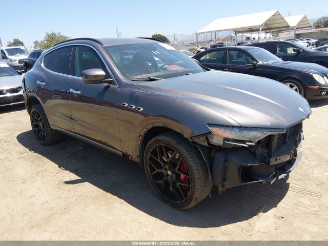 Maserati LEVANTE S 2017 ZN661YUS7HX246143 Image 1