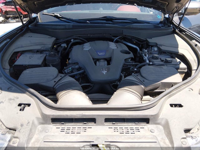 Maserati LEVANTE S 2017 ZN661YUS7HX246143 Image 10