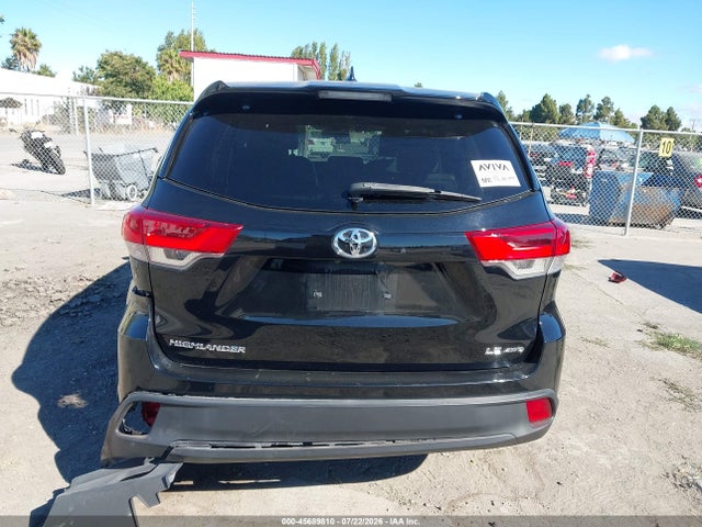 Toyota Highlander Le Plus 2019 5TDBZRFH1KS742780 Image 16