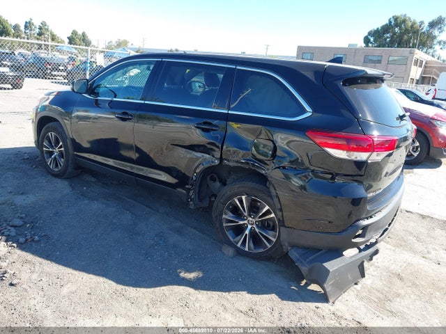 Toyota Highlander Le Plus 2019 5TDBZRFH1KS742780 Image 3