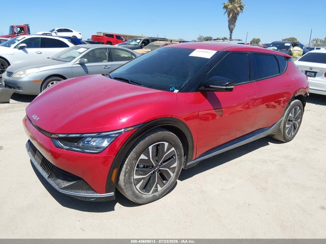 KIA Ev6 Wind 2022 KNDC34LA0N5079468 Image 2