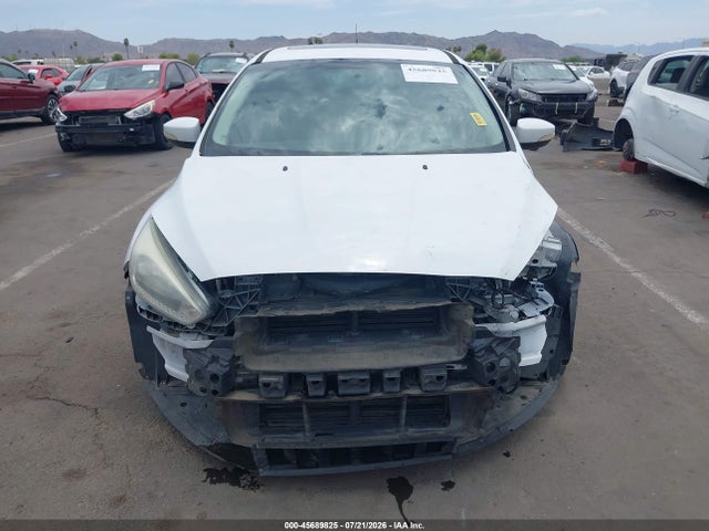 Ford FOCUS SE 2016 1FADP3K25GL263791 Image 12