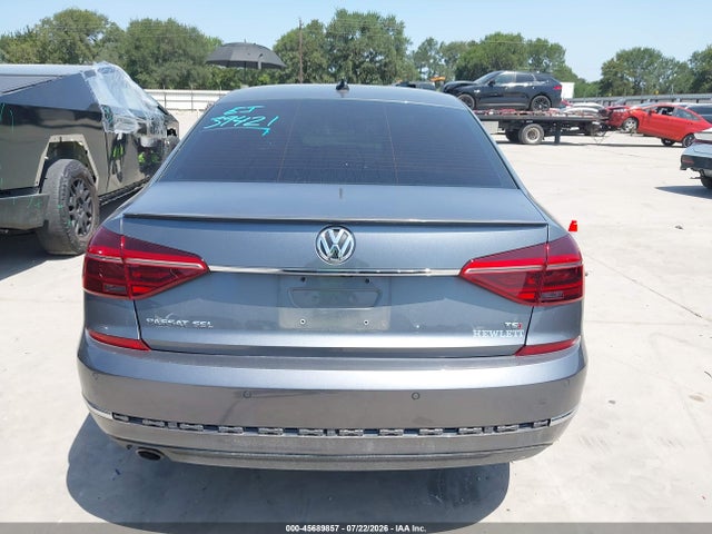 45689857 :رقم المزاد ، 1VWCA7A33JC041960 vin ، 2018 Volkswagen Passat 2.0t Sel Premium مزاد بيع