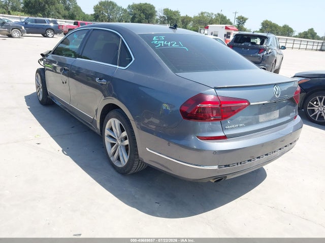45689857 :رقم المزاد ، 1VWCA7A33JC041960 vin ، 2018 Volkswagen Passat 2.0t Sel Premium مزاد بيع