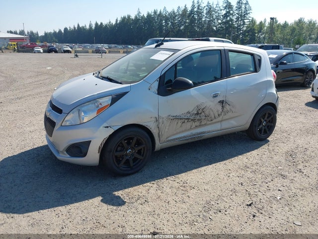 Chevrolet Spark 1lt Cvt 2015 KL8CD6S99FC723538 Image 2