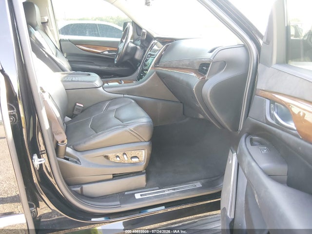 Aukcja sprzedaży 2017 Cadillac Escalade Esv Luxury, vin: 1GYS3HKJ9HR235647, numer aukcji: 45689908