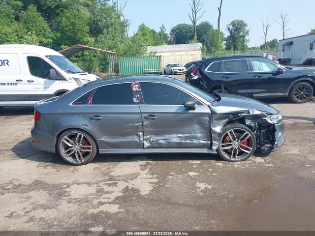 2015 Audi S3 2.0t Premium Plus მანქანა იყიდება აუქციონზე, vin: WAUBFGFF0F1116309, აუქციონის ნომერი: 45689921